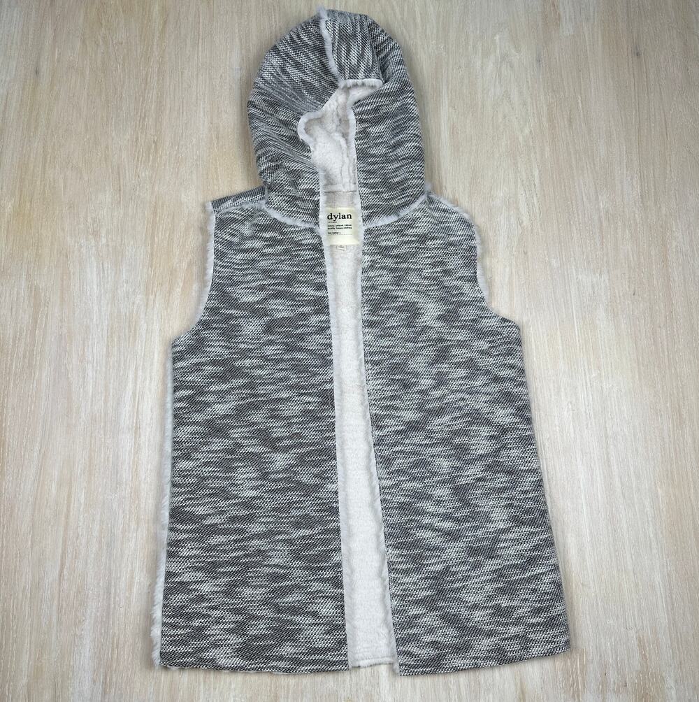 Dylan Gray Sleeveless Hooded Casual Spacedye Faux Fur Lined Cozy Vest Medium
